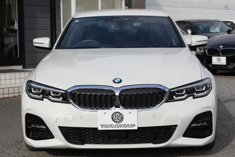 BMW 3シリーズ 320i Mｽﾎﾟｰﾂ ﾃﾞﾋﾞｭｰ&ｺﾝﾌｫｰﾄP 1ｵｰﾅ ﾋｰﾀｰ黒革 19AW Pｱｼｽﾄﾌﾟﾗｽ 360度ｶﾒﾗ ﾌﾙｾｸﾞTV BMWﾗｲﾌﾞｺｯｸﾋﾟｯﾄﾞﾀｯﾁﾊﾟﾈﾙ対応ﾅﾋﾞApplecarplay対応 電動ﾄﾗﾝｸ LEDﾍｯﾄﾞﾗｲﾄ LEDﾌｫｸﾞPｱｼｽﾄ 後退ｱｼｽﾄ Dｱｼｽﾄﾌﾟﾛ 追従ACC ｽﾃｱｻﾎﾟｰﾄ 2年保証