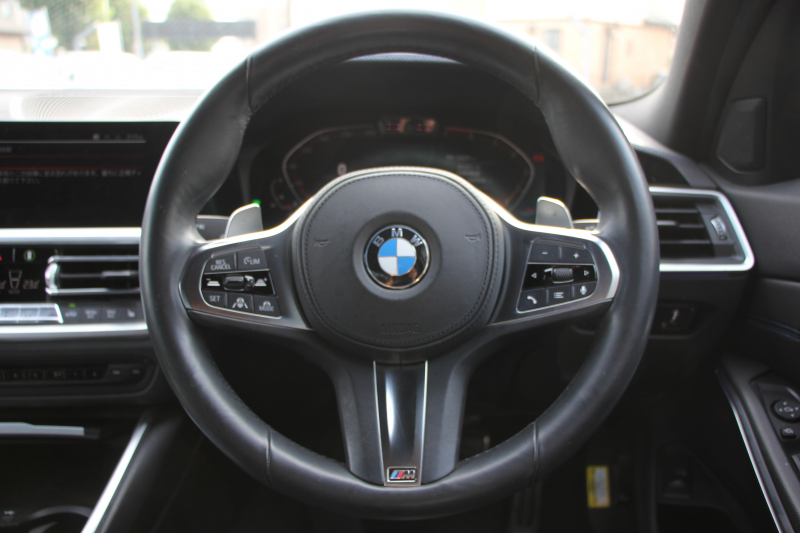 BMW 3シリーズ 320i Mｽﾎﾟｰﾂ ﾃﾞﾋﾞｭｰ&ｺﾝﾌｫｰﾄP 1ｵｰﾅ ﾋｰﾀｰ黒革 19AW Pｱｼｽﾄﾌﾟﾗｽ 360度ｶﾒﾗ ﾌﾙｾｸﾞTV BMWﾗｲﾌﾞｺｯｸﾋﾟｯﾄﾞﾀｯﾁﾊﾟﾈﾙ対応ﾅﾋﾞApplecarplay対応 電動ﾄﾗﾝｸ LEDﾍｯﾄﾞﾗｲﾄ LEDﾌｫｸﾞPｱｼｽﾄ 後退ｱｼｽﾄ Dｱｼｽﾄﾌﾟﾛ 追従ACC ｽﾃｱｻﾎﾟｰﾄ 2年保証
