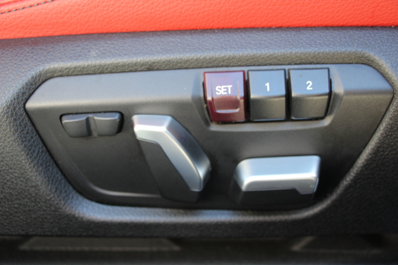 BMW 2シリーズ M240i ｸｰﾍﾟ後期 ﾌｪｲｽﾘﾌﾄ後 ﾋｰﾀｰ赤革 直6ﾀｰﾎﾞ340馬力 B58新ｴﾝｼﾞﾝ ｱﾀﾞﾌﾟﾃｨﾌﾞMｻｽ 追従ACC LEDﾍｯﾄﾞﾗｲﾄ&ﾃｰﾙ ﾀｯﾁ画面HDDﾅﾋﾞPｱｼｽﾄ 衝突軽減ﾌﾞﾚｰｷ 車線逸脱警告 歩行者警告 ﾊﾟﾄﾞﾙｼﾌﾄ ｽﾏｰﾄｷｰ 専用18AW&ﾌﾞﾚｰｷ 2年保証