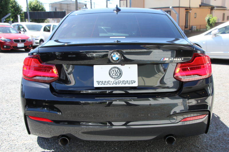 BMW 2シリーズ M240i ｸｰﾍﾟ後期 ﾌｪｲｽﾘﾌﾄ後 ﾋｰﾀｰ赤革 直6ﾀｰﾎﾞ340馬力 B58新ｴﾝｼﾞﾝ ｱﾀﾞﾌﾟﾃｨﾌﾞMｻｽ 追従ACC LEDﾍｯﾄﾞﾗｲﾄ&ﾃｰﾙ ﾀｯﾁ画面HDDﾅﾋﾞPｱｼｽﾄ 衝突軽減ﾌﾞﾚｰｷ 車線逸脱警告 歩行者警告 ﾊﾟﾄﾞﾙｼﾌﾄ ｽﾏｰﾄｷｰ 専用18AW&ﾌﾞﾚｰｷ 2年保証
