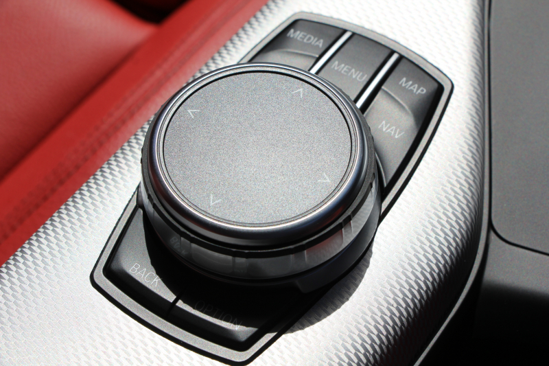 BMW 2シリーズ M240i ｸｰﾍﾟ後期 ﾌｪｲｽﾘﾌﾄ後 ﾋｰﾀｰ赤革 直6ﾀｰﾎﾞ340馬力 B58新ｴﾝｼﾞﾝ ｱﾀﾞﾌﾟﾃｨﾌﾞMｻｽ 追従ACC LEDﾍｯﾄﾞﾗｲﾄ&ﾃｰﾙ ﾀｯﾁ画面HDDﾅﾋﾞPｱｼｽﾄ 衝突軽減ﾌﾞﾚｰｷ 車線逸脱警告 歩行者警告 ﾊﾟﾄﾞﾙｼﾌﾄ ｽﾏｰﾄｷｰ 専用18AW&ﾌﾞﾚｰｷ 2年保証