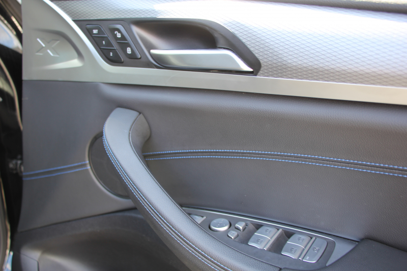 BMW X3 Xdrive20d Mｽﾎﾟｰﾂ 変更後ｲﾝﾃﾘｱ BMWﾗｲﾌﾞｺｯｸﾋﾟｯﾄ Applecarplay 新iﾄﾞﾗｲﾌﾞHDDﾅﾋﾞﾘｱｼｰﾄ可倒調整 HUD 追従ACC ｽﾃｱｻﾎﾟｰﾄ LEDﾍｯﾄﾞﾗｲﾄ ｵｰﾄﾊｲﾋﾞｰﾑ 360度ｶﾒﾗ ｵﾌﾟｼｮﾝ20AW ｼｰﾄﾋｰﾀｰ 電動ﾄﾗﾝｸ ﾊﾟﾄﾞﾙｼﾌﾄ ｽﾏｰﾄｷｰ 2年保証