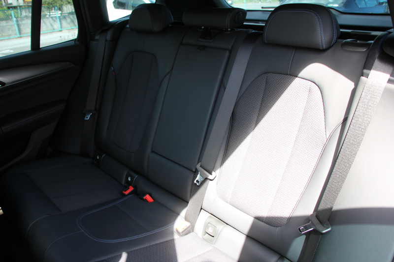 BMW X3 Xdrive20d Mｽﾎﾟｰﾂ 変更後ｲﾝﾃﾘｱ BMWﾗｲﾌﾞｺｯｸﾋﾟｯﾄ Applecarplay 新iﾄﾞﾗｲﾌﾞHDDﾅﾋﾞﾘｱｼｰﾄ可倒調整 HUD 追従ACC ｽﾃｱｻﾎﾟｰﾄ LEDﾍｯﾄﾞﾗｲﾄ ｵｰﾄﾊｲﾋﾞｰﾑ 360度ｶﾒﾗ ｵﾌﾟｼｮﾝ20AW ｼｰﾄﾋｰﾀｰ 電動ﾄﾗﾝｸ ﾊﾟﾄﾞﾙｼﾌﾄ ｽﾏｰﾄｷｰ 2年保証