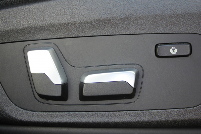 BMW X3 Xdrive20d Mｽﾎﾟｰﾂ 変更後ｲﾝﾃﾘｱ BMWﾗｲﾌﾞｺｯｸﾋﾟｯﾄ Applecarplay 新iﾄﾞﾗｲﾌﾞHDDﾅﾋﾞﾘｱｼｰﾄ可倒調整 HUD 追従ACC ｽﾃｱｻﾎﾟｰﾄ LEDﾍｯﾄﾞﾗｲﾄ ｵｰﾄﾊｲﾋﾞｰﾑ 360度ｶﾒﾗ ｵﾌﾟｼｮﾝ20AW ｼｰﾄﾋｰﾀｰ 電動ﾄﾗﾝｸ ﾊﾟﾄﾞﾙｼﾌﾄ ｽﾏｰﾄｷｰ 2年保証