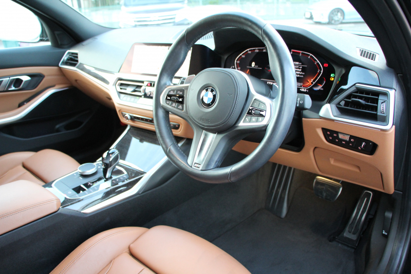 BMW 3シリーズ 320d Xdrive ﾂｰﾘﾝｸﾞMｽﾎﾟｰﾂ ﾊｲﾗｲﾝ ｺﾝﾌｫｰﾄP 4WD ｺﾆｬｯｸﾚｻﾞｰ ｼｰﾄﾋｰﾀｰ ﾗﾝﾊﾞｰｻﾎﾟｰﾄ Pｱｼｽﾄﾌﾟﾗｽ 360度ｶﾒﾗ 追従ACC ｽﾃｱﾘﾝｸﾞｻﾎﾟｰﾄ BMWﾗｲﾌﾞｺｯｸﾋﾟｯﾄﾞﾀｯﾁﾊﾟﾈﾙ対応新HDDﾅﾋﾞApplecarplay 電動ﾄﾗﾝｸ ｻﾃﾝﾓｰﾙ&ﾙｰﾌﾚｰﾙ 2年保証