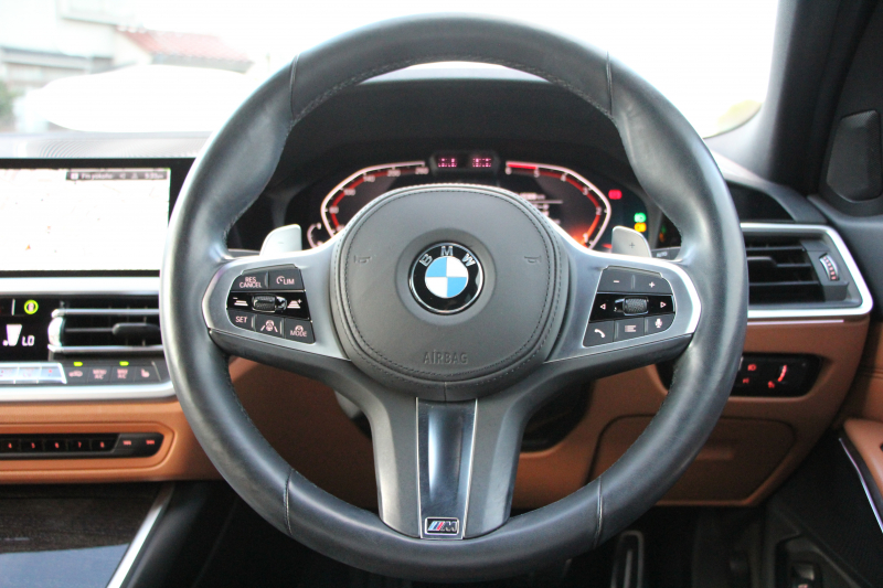 BMW 3シリーズ 320d Xdrive ﾂｰﾘﾝｸﾞMｽﾎﾟｰﾂ ﾊｲﾗｲﾝ ｺﾝﾌｫｰﾄP 4WD ｺﾆｬｯｸﾚｻﾞｰ ｼｰﾄﾋｰﾀｰ ﾗﾝﾊﾞｰｻﾎﾟｰﾄ Pｱｼｽﾄﾌﾟﾗｽ 360度ｶﾒﾗ 追従ACC ｽﾃｱﾘﾝｸﾞｻﾎﾟｰﾄ BMWﾗｲﾌﾞｺｯｸﾋﾟｯﾄﾞﾀｯﾁﾊﾟﾈﾙ対応新HDDﾅﾋﾞApplecarplay 電動ﾄﾗﾝｸ ｻﾃﾝﾓｰﾙ&ﾙｰﾌﾚｰﾙ 2年保証