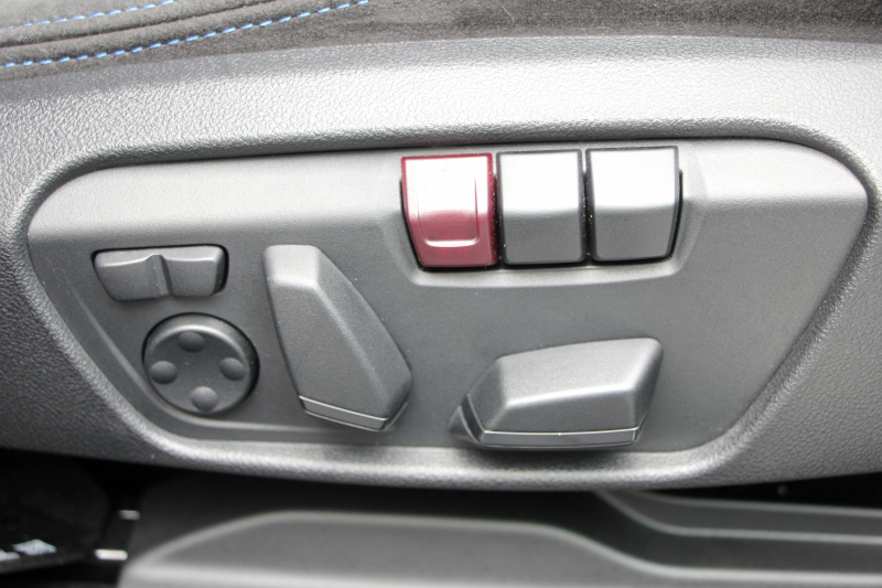 BMW 2シリーズ M235i Xdrive ｸﾞﾗﾝｸｰﾍﾟｾﾚｸﾄP 1ｵﾅ 新車保証 306馬力 4WD ｱﾀﾞﾌﾟﾃｨﾌﾞMｻｽ Mｽﾎﾟｰﾂｼｰﾄ Hi-fiｽﾋﾟｰｶｰ Mｽﾎﾟｰﾂﾌﾞﾚｰｷ 追従ACC 後退ｱｼｽﾄ LEDﾍｯﾄﾞﾗｲﾄ ｵｰﾄﾊｲﾋﾞｰﾑ 専用18AW Applecarplay対応 HDDﾅﾋﾞPｱｼｽﾄ BMWﾗｲﾌﾞｺｯｸﾋﾟｯﾄ