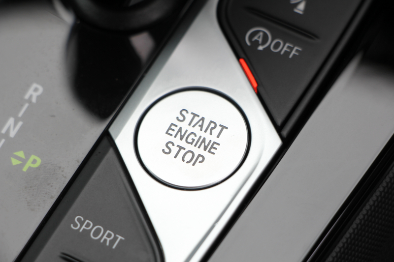 BMW 2シリーズ M235i Xdrive ｸﾞﾗﾝｸｰﾍﾟｾﾚｸﾄP 1ｵﾅ 新車保証 306馬力 4WD ｱﾀﾞﾌﾟﾃｨﾌﾞMｻｽ Mｽﾎﾟｰﾂｼｰﾄ Hi-fiｽﾋﾟｰｶｰ Mｽﾎﾟｰﾂﾌﾞﾚｰｷ 追従ACC 後退ｱｼｽﾄ LEDﾍｯﾄﾞﾗｲﾄ ｵｰﾄﾊｲﾋﾞｰﾑ 専用18AW Applecarplay対応 HDDﾅﾋﾞPｱｼｽﾄ BMWﾗｲﾌﾞｺｯｸﾋﾟｯﾄ