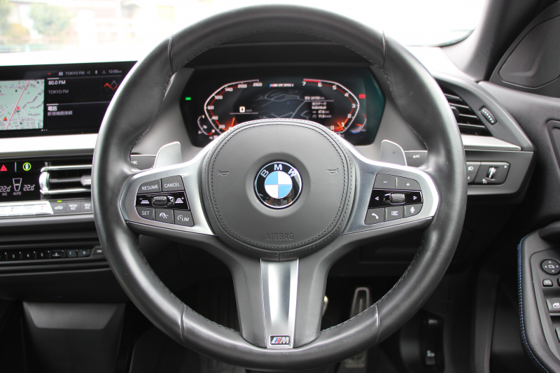 BMW 2シリーズ M235i Xdrive ｸﾞﾗﾝｸｰﾍﾟｾﾚｸﾄP 1ｵﾅ 新車保証 306馬力 4WD ｱﾀﾞﾌﾟﾃｨﾌﾞMｻｽ Mｽﾎﾟｰﾂｼｰﾄ Hi-fiｽﾋﾟｰｶｰ Mｽﾎﾟｰﾂﾌﾞﾚｰｷ 追従ACC 後退ｱｼｽﾄ LEDﾍｯﾄﾞﾗｲﾄ ｵｰﾄﾊｲﾋﾞｰﾑ 専用18AW Applecarplay対応 HDDﾅﾋﾞPｱｼｽﾄ BMWﾗｲﾌﾞｺｯｸﾋﾟｯﾄ