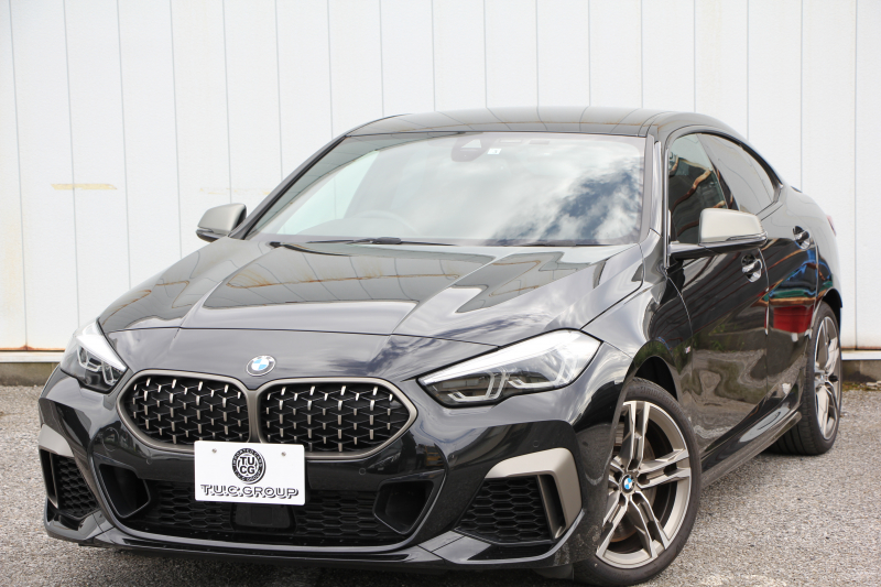 BMW 2シリーズ M235i Xdrive ｸﾞﾗﾝｸｰﾍﾟｾﾚｸﾄP 1ｵﾅ 新車保証 306馬力 4WD ｱﾀﾞﾌﾟﾃｨﾌﾞMｻｽ Mｽﾎﾟｰﾂｼｰﾄ Hi-fiｽﾋﾟｰｶｰ Mｽﾎﾟｰﾂﾌﾞﾚｰｷ 追従ACC 後退ｱｼｽﾄ LEDﾍｯﾄﾞﾗｲﾄ ｵｰﾄﾊｲﾋﾞｰﾑ 専用18AW Applecarplay対応 HDDﾅﾋﾞPｱｼｽﾄ BMWﾗｲﾌﾞｺｯｸﾋﾟｯﾄ