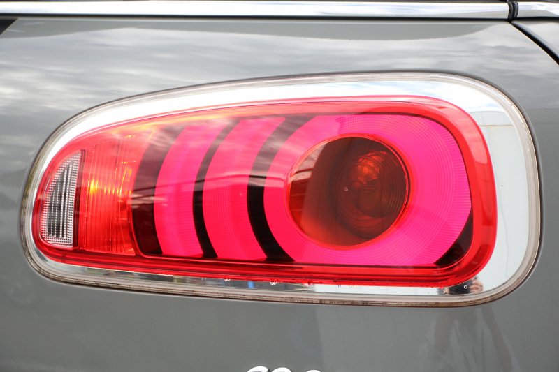 MINI(ミニ) ミニクラブマン ｸｰﾊﾟｰS 192馬力 8速AT ｲﾝﾃﾞｨｺﾞﾌﾞﾙｰﾚｻﾞｰ 追従ACC LEDﾍｯﾄﾞﾗｲﾄ&ﾌｫｸﾞ衝突軽減ﾌﾞﾚｰｷ 歩行者警告 ﾊｰﾏﾝｶｰﾄﾞﾝｻｳﾝﾄﾞｻﾝﾌﾟﾛﾃｸｼｮﾝｶﾞﾗｽ ｽﾏｰﾄｷｰ 純正HDDﾅﾋﾞBluetooth接続 Pｱｼｽﾄ MINIﾄﾞﾗｲﾋﾞﾝｸﾞﾓｰﾄﾞｴｷｻｲﾄﾒﾝﾄP BILSTEIN車高調 2年保証