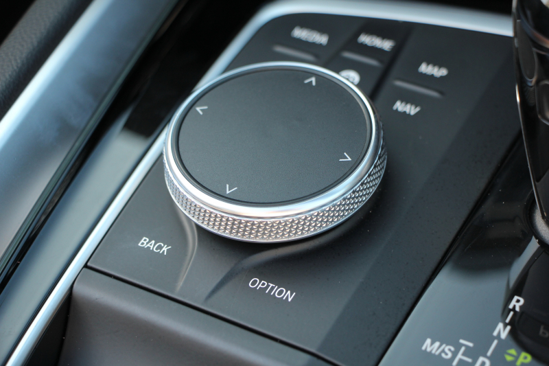 BMW Z4 Sdrive20i Mｽﾎﾟｰﾂ ｲﾉﾍﾞｰｼｮﾝP 受注生産OPﾌﾞﾗｯｸﾚｻﾞｰ HUD ｱﾀﾞﾌﾟﾃｨﾌﾞLEDﾍｯﾄﾞﾗｲﾄ ｵｰﾄﾊｲﾋﾞｰﾑ ｵﾌﾟｼｮﾝ19AW ﾜｲﾔﾚｽ充電 Mｽﾎﾟｰﾂｼｰﾄ 追従ACC BMWﾗｲﾌﾞｺｯｸﾋﾟｯﾄ ﾀｯﾁ画面HDDﾅﾋﾞｱﾝﾋﾞｴﾝﾄﾗｲﾄ 後退ｱｼｽﾄ 2年保証