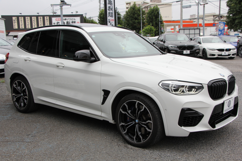 BMW Mシリーズ X3 ｺﾝﾍﾟﾃｨｼｮﾝ 4WD 510馬力 受注生産OPﾊﾟﾉﾗﾏｻﾝR ﾒﾘﾉﾌﾞﾗｯｸﾚｻﾞｰ 全ﾋｰﾀｰ ｱｸﾃｨﾌﾞﾍﾞﾝﾁﾚｰｼｮﾝ 8速ATﾄﾞﾗｲﾌﾞﾛｼﾞｯｸ ﾊｰﾏﾝｶｰﾄﾞﾝ HUD Mｽﾎﾟｰﾂｴｸﾞｿﾞｰｽﾄ 追従ACC HUD ﾃﾞｨｽﾌﾟﾚｲｷ- ｼﾞｪｽﾁｬｰC ﾘｱｼｰﾄ可倒調整 LEDﾍｯﾄﾞﾗｲﾄ 2年保証