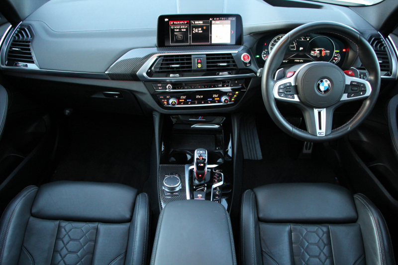 BMW Mシリーズ X3 ｺﾝﾍﾟﾃｨｼｮﾝ 4WD 510馬力 受注生産OPﾊﾟﾉﾗﾏｻﾝR ﾒﾘﾉﾌﾞﾗｯｸﾚｻﾞｰ 全ﾋｰﾀｰ ｱｸﾃｨﾌﾞﾍﾞﾝﾁﾚｰｼｮﾝ 8速ATﾄﾞﾗｲﾌﾞﾛｼﾞｯｸ ﾊｰﾏﾝｶｰﾄﾞﾝ HUD Mｽﾎﾟｰﾂｴｸﾞｿﾞｰｽﾄ 追従ACC HUD ﾃﾞｨｽﾌﾟﾚｲｷ- ｼﾞｪｽﾁｬｰC ﾘｱｼｰﾄ可倒調整 LEDﾍｯﾄﾞﾗｲﾄ 2年保証
