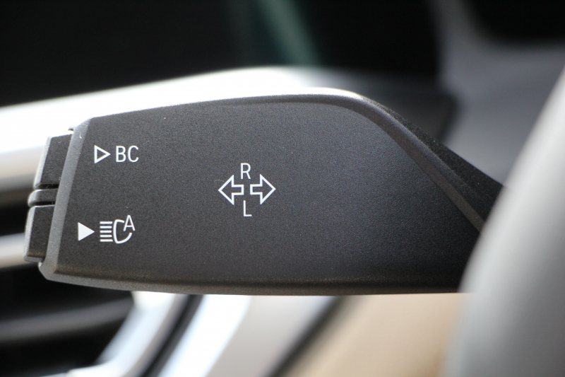 BMW 3シリーズ 320d Xdrive ﾂｰﾘﾝｸﾞﾊｲﾗｲﾝ ｺﾝﾌｫｰﾄ&ﾌﾟﾗｽP 4WD 1ｵｰﾅ ｷｬﾝﾍﾞﾗﾍﾞｰｼﾞｭﾚｻﾞｰ ｼｰﾄﾋｰﾀｰ ﾗﾝﾊﾞｰｻﾎﾟｰﾄ Pｱｼｽﾄﾌﾟﾗｽ 360度ｶﾒﾗ 追従ACC ｽﾃｱﾘﾝｸﾞｻﾎﾟｰﾄ Applecarplay対応 LEDﾍｯﾄﾞﾗｲﾄ ﾀｯﾁ画面HDDﾅﾋﾞBluetooth接続 2年保証