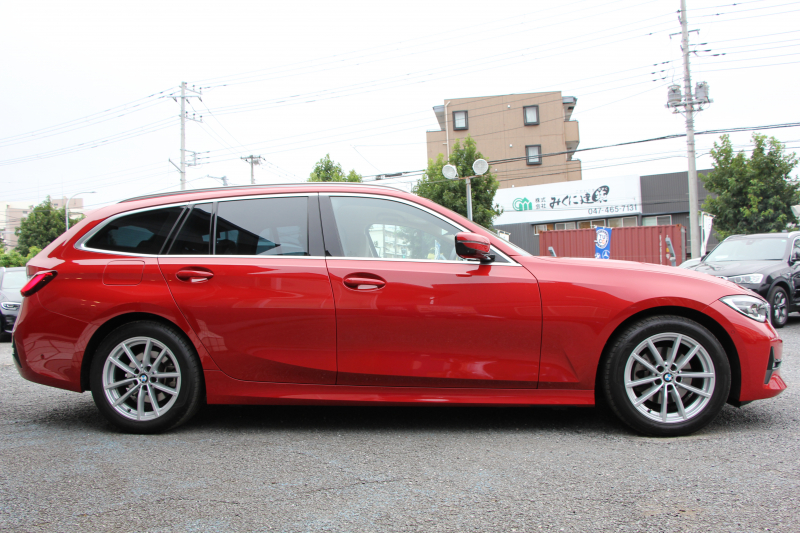 BMW 3シリーズ 320d Xdrive ﾂｰﾘﾝｸﾞﾊｲﾗｲﾝ ｺﾝﾌｫｰﾄ&ﾌﾟﾗｽP 4WD 1ｵｰﾅ ｷｬﾝﾍﾞﾗﾍﾞｰｼﾞｭﾚｻﾞｰ ｼｰﾄﾋｰﾀｰ ﾗﾝﾊﾞｰｻﾎﾟｰﾄ Pｱｼｽﾄﾌﾟﾗｽ 360度ｶﾒﾗ 追従ACC ｽﾃｱﾘﾝｸﾞｻﾎﾟｰﾄ Applecarplay対応 LEDﾍｯﾄﾞﾗｲﾄ ﾀｯﾁ画面HDDﾅﾋﾞBluetooth接続 2年保証