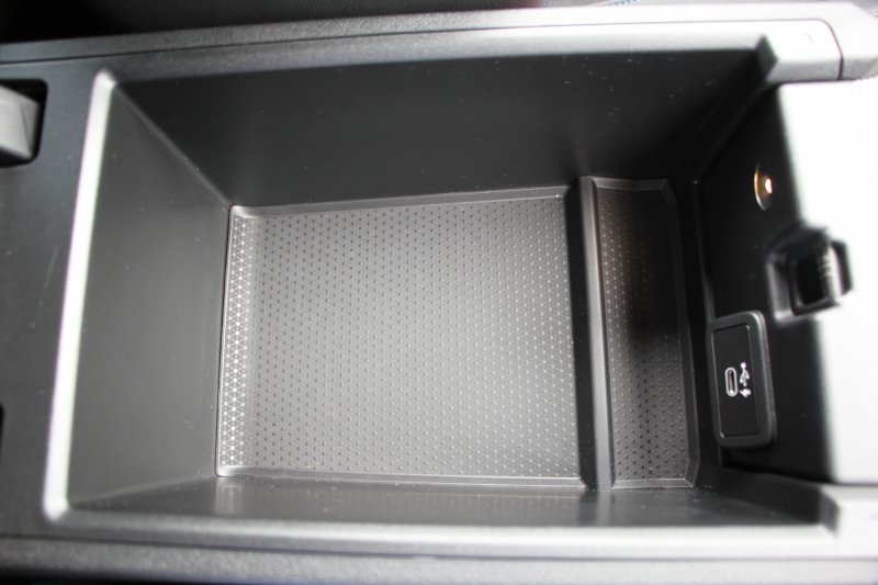 BMW 3シリーズ 320d Xdrive Mｽﾎﾟｰﾂ ｺﾝﾌｫｰﾄP 4WD 1ｵ-ﾅ Pｱｼｽﾄﾌﾟﾗｽ 360度ｶﾒﾗ BMWﾗｲﾌﾞｺｯｸﾋﾟｯﾄﾞﾀｯﾁ画面ﾅﾋﾞApplecarplay対応 ﾜｲﾔﾚｽ充電 LEDﾍｯﾄﾞﾗｲﾄ ｵｰﾄﾊｲﾋﾞｰﾑ 追従ACC ｽﾃｱﾘﾝｸﾞｻﾎﾟｰﾄ ﾚｰﾝﾁｪﾝｼﾞ警告 ｼｰﾄﾋｰﾀｰ 2年保証