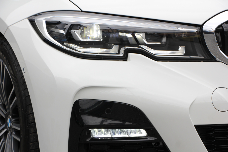 BMW 3シリーズ 320d Xdrive Mｽﾎﾟｰﾂ ｺﾝﾌｫｰﾄP 4WD 1ｵ-ﾅ Pｱｼｽﾄﾌﾟﾗｽ 360度ｶﾒﾗ BMWﾗｲﾌﾞｺｯｸﾋﾟｯﾄﾞﾀｯﾁ画面ﾅﾋﾞApplecarplay対応 ﾜｲﾔﾚｽ充電 LEDﾍｯﾄﾞﾗｲﾄ ｵｰﾄﾊｲﾋﾞｰﾑ 追従ACC ｽﾃｱﾘﾝｸﾞｻﾎﾟｰﾄ ﾚｰﾝﾁｪﾝｼﾞ警告 ｼｰﾄﾋｰﾀｰ 2年保証