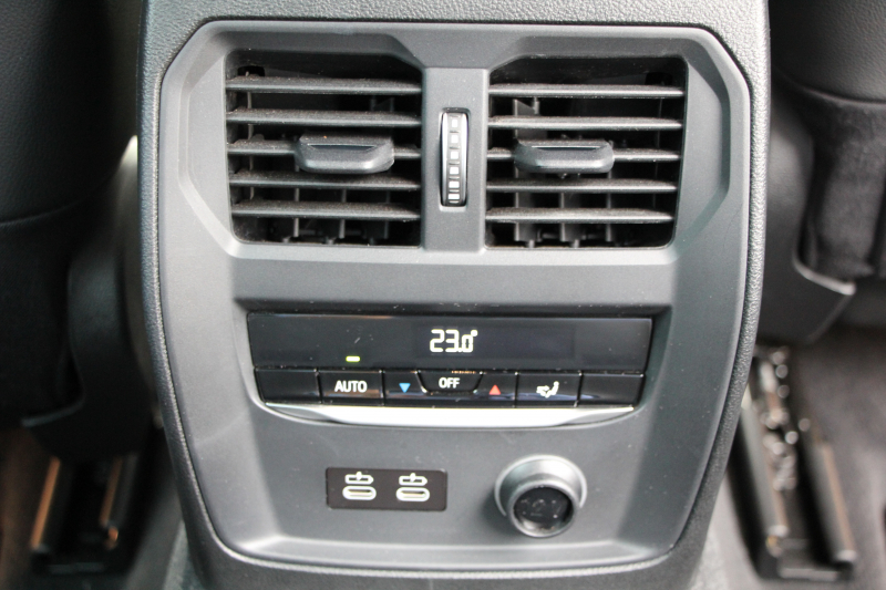 BMW 3シリーズ 320d Xdrive Mｽﾎﾟｰﾂ ｺﾝﾌｫｰﾄP 4WD 1ｵ-ﾅ Pｱｼｽﾄﾌﾟﾗｽ 360度ｶﾒﾗ BMWﾗｲﾌﾞｺｯｸﾋﾟｯﾄﾞﾀｯﾁ画面ﾅﾋﾞApplecarplay対応 ﾜｲﾔﾚｽ充電 LEDﾍｯﾄﾞﾗｲﾄ ｵｰﾄﾊｲﾋﾞｰﾑ 追従ACC ｽﾃｱﾘﾝｸﾞｻﾎﾟｰﾄ ﾚｰﾝﾁｪﾝｼﾞ警告 ｼｰﾄﾋｰﾀｰ 2年保証