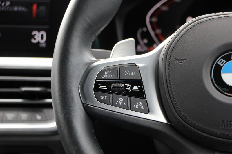 BMW 3シリーズ 320d Xdrive Mｽﾎﾟｰﾂ ｺﾝﾌｫｰﾄP 4WD 1ｵ-ﾅ Pｱｼｽﾄﾌﾟﾗｽ 360度ｶﾒﾗ BMWﾗｲﾌﾞｺｯｸﾋﾟｯﾄﾞﾀｯﾁ画面ﾅﾋﾞApplecarplay対応 ﾜｲﾔﾚｽ充電 LEDﾍｯﾄﾞﾗｲﾄ ｵｰﾄﾊｲﾋﾞｰﾑ 追従ACC ｽﾃｱﾘﾝｸﾞｻﾎﾟｰﾄ ﾚｰﾝﾁｪﾝｼﾞ警告 ｼｰﾄﾋｰﾀｰ 2年保証