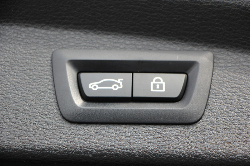 BMW X2 M35i ｺﾝﾌｫｰﾄP 4WD 306馬力 ﾏｸﾞﾏﾚｯﾄﾞﾚｻﾞｰ Mｽﾎﾟｰﾂｼｰﾄ ｼｰﾄﾋｰﾀｰ ｵﾌﾟｼｮﾝ20AW 追従ACC HUD LEDﾍｯﾄﾞﾗｲﾄ 電動ﾄﾗﾝｸ Pｱｼｽﾄ Mｽﾎﾟｰﾂﾌﾞﾚｰｷ Mﾘｱｽﾎﾟｲﾗｰ 専用ﾃﾞﾌ ﾀｯﾁ画面HDDﾅﾋﾞBluetooth接続 ﾊﾟﾄﾞﾙｼﾌﾄ 2年保証