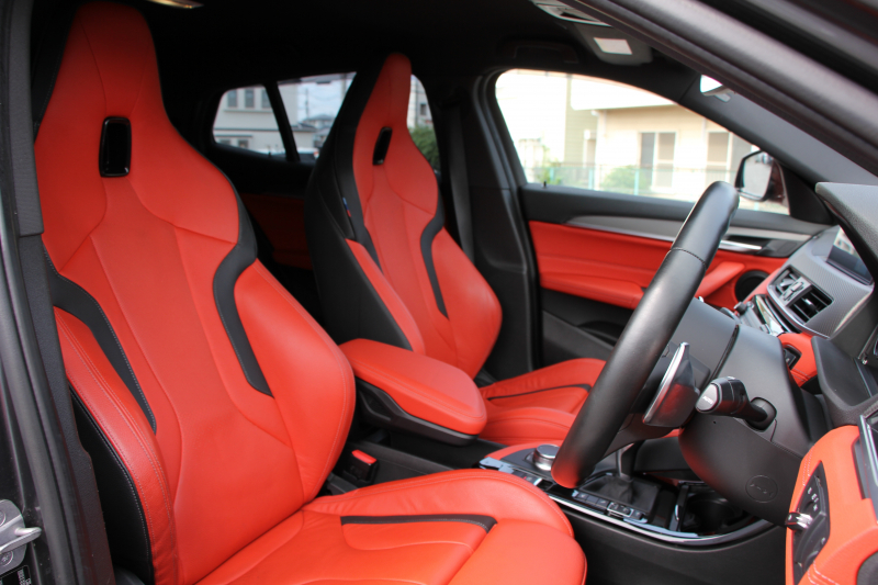 BMW X2 M35i ｺﾝﾌｫｰﾄP 4WD 306馬力 ﾏｸﾞﾏﾚｯﾄﾞﾚｻﾞｰ Mｽﾎﾟｰﾂｼｰﾄ ｼｰﾄﾋｰﾀｰ ｵﾌﾟｼｮﾝ20AW 追従ACC HUD LEDﾍｯﾄﾞﾗｲﾄ 電動ﾄﾗﾝｸ Pｱｼｽﾄ Mｽﾎﾟｰﾂﾌﾞﾚｰｷ Mﾘｱｽﾎﾟｲﾗｰ 専用ﾃﾞﾌ ﾀｯﾁ画面HDDﾅﾋﾞBluetooth接続 ﾊﾟﾄﾞﾙｼﾌﾄ 2年保証