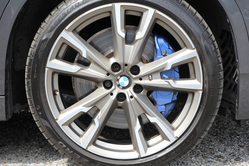 BMW X2 M35i ｺﾝﾌｫｰﾄP 4WD 306馬力 ﾏｸﾞﾏﾚｯﾄﾞﾚｻﾞｰ Mｽﾎﾟｰﾂｼｰﾄ ｼｰﾄﾋｰﾀｰ ｵﾌﾟｼｮﾝ20AW 追従ACC HUD LEDﾍｯﾄﾞﾗｲﾄ 電動ﾄﾗﾝｸ Pｱｼｽﾄ Mｽﾎﾟｰﾂﾌﾞﾚｰｷ Mﾘｱｽﾎﾟｲﾗｰ 専用ﾃﾞﾌ ﾀｯﾁ画面HDDﾅﾋﾞBluetooth接続 ﾊﾟﾄﾞﾙｼﾌﾄ 2年保証