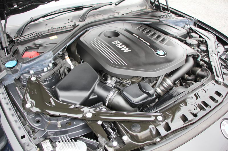 BMW 4シリーズ 440i ｶﾌﾞﾘｵﾚ Mｽﾎﾟｰﾂ ﾌﾟﾗｽP 後期 ﾌｪｲｽﾘﾌﾄ後 ﾋｰﾀｰ赤革 B58新ｴﾝｼﾞﾝ 326馬力 HUD 追従ACC ﾚｰﾝﾁｪﾝｼﾞ警告 ﾊｰﾏﾝｶｰﾄﾞﾝｻﾗｳﾝﾄﾞ19AW ﾀｯﾁ画面HDDﾅﾋﾞTV LEDﾍｯﾄﾞﾗｲﾄ＆ﾃｰﾙ TOPﾋﾞｭｰｶﾒﾗ Pｱｼｽﾄ 衝突軽減ﾌﾞﾚｰｷ 2年保証