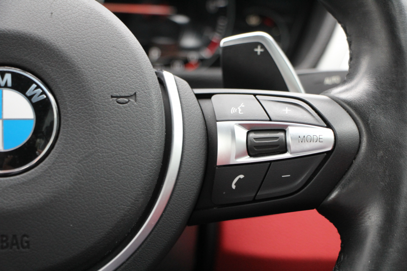 BMW 4シリーズ 440i ｶﾌﾞﾘｵﾚ Mｽﾎﾟｰﾂ ﾌﾟﾗｽP 後期 ﾌｪｲｽﾘﾌﾄ後 ﾋｰﾀｰ赤革 B58新ｴﾝｼﾞﾝ 326馬力 HUD 追従ACC ﾚｰﾝﾁｪﾝｼﾞ警告 ﾊｰﾏﾝｶｰﾄﾞﾝｻﾗｳﾝﾄﾞ19AW ﾀｯﾁ画面HDDﾅﾋﾞTV LEDﾍｯﾄﾞﾗｲﾄ＆ﾃｰﾙ TOPﾋﾞｭｰｶﾒﾗ Pｱｼｽﾄ 衝突軽減ﾌﾞﾚｰｷ 2年保証