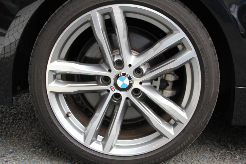 BMW 4シリーズ 440i ｶﾌﾞﾘｵﾚ Mｽﾎﾟｰﾂ ﾌﾟﾗｽP 後期 ﾌｪｲｽﾘﾌﾄ後 ﾋｰﾀｰ赤革 B58新ｴﾝｼﾞﾝ 326馬力 HUD 追従ACC ﾚｰﾝﾁｪﾝｼﾞ警告 ﾊｰﾏﾝｶｰﾄﾞﾝｻﾗｳﾝﾄﾞ19AW ﾀｯﾁ画面HDDﾅﾋﾞTV LEDﾍｯﾄﾞﾗｲﾄ＆ﾃｰﾙ TOPﾋﾞｭｰｶﾒﾗ Pｱｼｽﾄ 衝突軽減ﾌﾞﾚｰｷ 2年保証