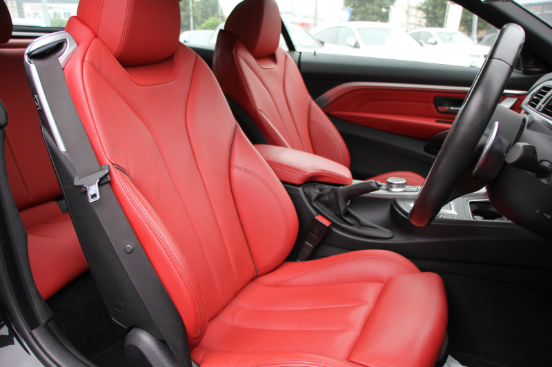 BMW 4シリーズ 440i ｶﾌﾞﾘｵﾚ Mｽﾎﾟｰﾂ ﾌﾟﾗｽP 後期 ﾌｪｲｽﾘﾌﾄ後 ﾋｰﾀｰ赤革 B58新ｴﾝｼﾞﾝ 326馬力 HUD 追従ACC ﾚｰﾝﾁｪﾝｼﾞ警告 ﾊｰﾏﾝｶｰﾄﾞﾝｻﾗｳﾝﾄﾞ19AW ﾀｯﾁ画面HDDﾅﾋﾞTV LEDﾍｯﾄﾞﾗｲﾄ＆ﾃｰﾙ TOPﾋﾞｭｰｶﾒﾗ Pｱｼｽﾄ 衝突軽減ﾌﾞﾚｰｷ 2年保証