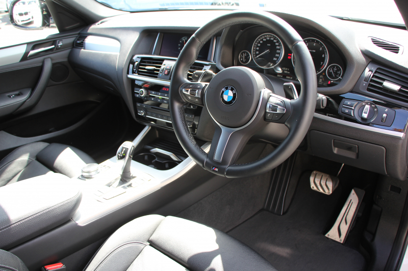 BMW X4 XDrive28i Mｽﾎﾟｰﾂ 最終ﾓﾃﾞﾙ ﾋｰﾀｰ黒革 追従ACC ﾚｰﾝﾁｪﾝｼﾞ警告 新HDDﾅﾋﾞTV ｵﾌﾟｼｮﾝ20AW 新ﾃﾞｻﾞｲﾝｽﾃｱﾘﾝｸﾞLEDﾍｯﾄﾞﾗｲﾄ&ﾌｫｸﾞ360度ｶﾒﾗ 電動ﾄﾗﾝｸ 衝突軽減ﾌﾞﾚｰｷ 車線逸脱警告 歩行者警告 245馬力 2年保証