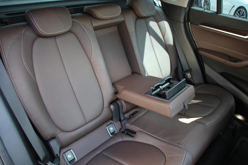 BMW X1 Xﾄﾞﾗｲﾌﾞ18d Xﾗｲﾝ ﾊｲﾗｲﾝ 変更後ﾓﾃﾞﾙ 中期 HUD 追従ACC ﾋｰﾀｰ茶革 ﾊﾟﾜｰｼｰﾄ 変更後ｼｰﾄ ﾀｯﾁﾊﾟﾈﾙ対応iﾄﾞﾗｲﾌﾞHDDﾅﾋﾞPｱｼｽﾄ Bｶﾒﾗ 新型DSRCﾙｰﾑﾐﾗｰ 電動ﾄﾗﾝｸ USB-C 衝突軽減ﾌﾞﾚｰｷ 車線逸脱警告 歩行者警告 2年保証