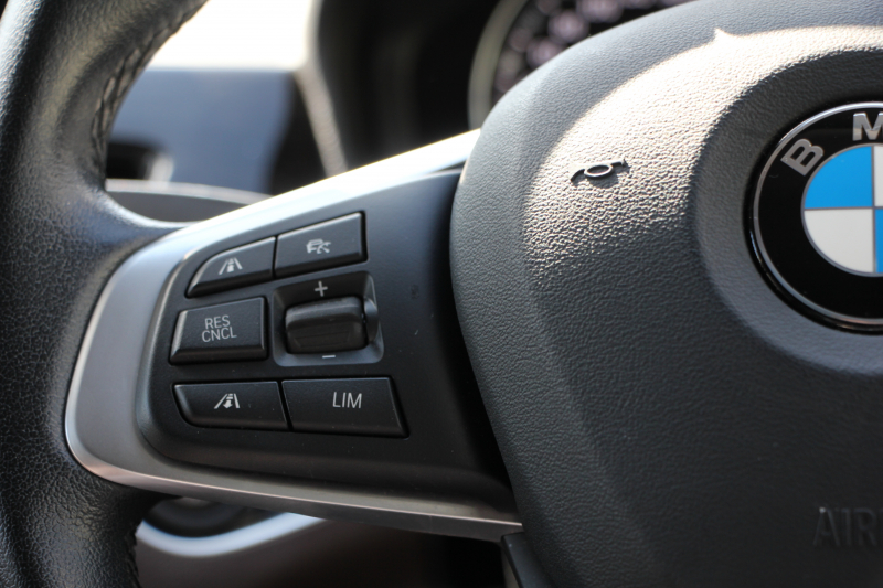 BMW X1 Xﾄﾞﾗｲﾌﾞ18d Xﾗｲﾝ ﾊｲﾗｲﾝ 変更後ﾓﾃﾞﾙ 中期 HUD 追従ACC ﾋｰﾀｰ茶革 ﾊﾟﾜｰｼｰﾄ 変更後ｼｰﾄ ﾀｯﾁﾊﾟﾈﾙ対応iﾄﾞﾗｲﾌﾞHDDﾅﾋﾞPｱｼｽﾄ Bｶﾒﾗ 新型DSRCﾙｰﾑﾐﾗｰ 電動ﾄﾗﾝｸ USB-C 衝突軽減ﾌﾞﾚｰｷ 車線逸脱警告 歩行者警告 2年保証