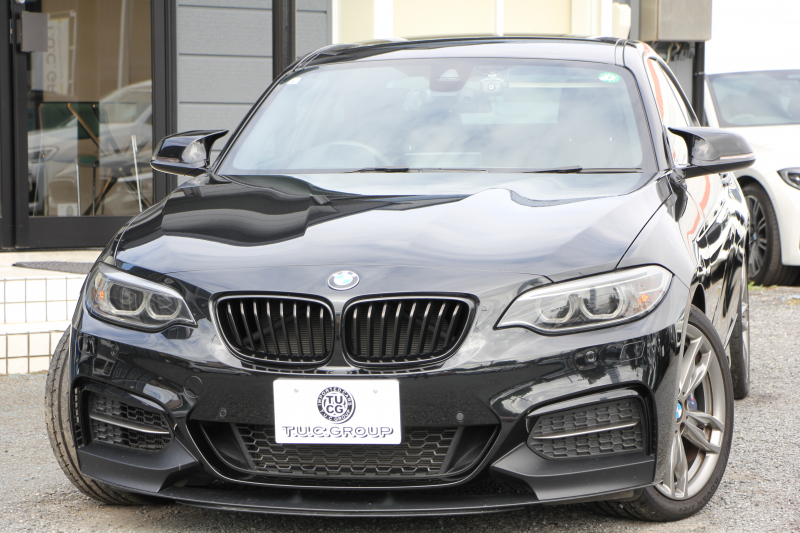 BMW 2シリーズ M240i ｸｰﾍﾟ直6ﾀｰﾎﾞB58新ｴﾝｼﾞﾝ 340馬力 MPerformanceｽﾎﾟｲﾗｰ REMUSﾏﾌﾗｰ ｱﾀﾞﾌﾟﾃｨﾌﾞMｻｽ Mｽﾎﾟｰﾂﾌﾞﾚｰｷ 専用18AW HDDﾅﾋﾞPｱｼｽﾄ Bｶﾒﾗ 8速AT 衝突軽減ﾌﾞﾚｰｷ 車線逸脱警告 歩行者警告 ﾌﾞﾚｰｷ付ｸﾙｺﾝ ｽﾏｰﾄｷｰ ﾊﾟﾄﾞﾙｼﾌﾄ 2年保証