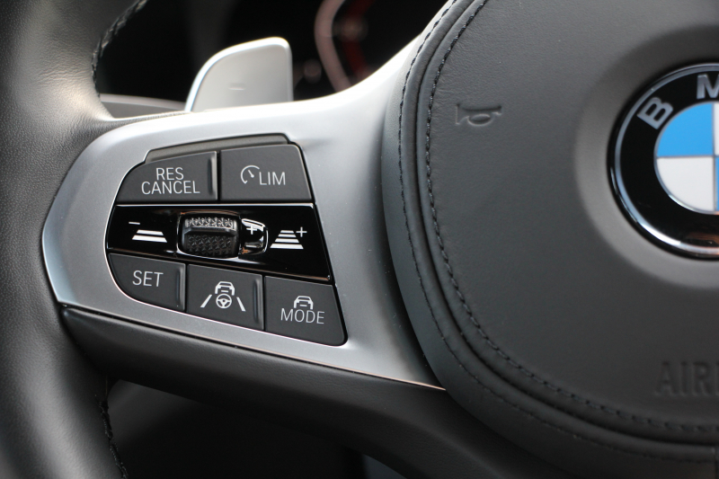 BMW 3シリーズ 320i Mｽﾎﾟｰﾂ ﾃﾞﾋﾞｭｰ&ｲﾉﾍﾞｰｼｮﾝ&ｺﾝﾌｫｰﾄP ﾌﾞﾙｰｽﾃｯﾁ黒革 ﾚｰｻﾞｰLEDﾗｲﾄ HUD ｼﾞｪｽﾁｬｰｺﾝﾄﾛｰﾙ 19AW 電動ﾄﾗﾝｸ 追従ACC ｽﾃｱﾘﾝｸﾞｻﾎﾟｰﾄ ﾀｯﾁ画面HDDﾅﾋﾞApplecarplay対応 後退ｱｼｽﾄ ﾌﾞﾗｯｸｷﾄﾞﾆｰｸﾞﾘﾙ 2年保証