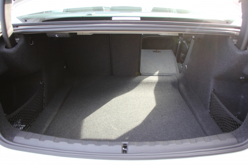 BMW 3シリーズ 320i Mｽﾎﾟｰﾂ ﾃﾞﾋﾞｭｰ&ｲﾉﾍﾞｰｼｮﾝ&ｺﾝﾌｫｰﾄP ﾌﾞﾙｰｽﾃｯﾁ黒革 ﾚｰｻﾞｰLEDﾗｲﾄ HUD ｼﾞｪｽﾁｬｰｺﾝﾄﾛｰﾙ 19AW 電動ﾄﾗﾝｸ 追従ACC ｽﾃｱﾘﾝｸﾞｻﾎﾟｰﾄ ﾀｯﾁ画面HDDﾅﾋﾞApplecarplay対応 後退ｱｼｽﾄ ﾌﾞﾗｯｸｷﾄﾞﾆｰｸﾞﾘﾙ 2年保証