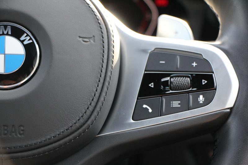 BMW 3シリーズ 320i Mｽﾎﾟｰﾂ ﾃﾞﾋﾞｭｰ&ｲﾉﾍﾞｰｼｮﾝ&ｺﾝﾌｫｰﾄP ﾌﾞﾙｰｽﾃｯﾁ黒革 ﾚｰｻﾞｰLEDﾗｲﾄ HUD ｼﾞｪｽﾁｬｰｺﾝﾄﾛｰﾙ 19AW 電動ﾄﾗﾝｸ 追従ACC ｽﾃｱﾘﾝｸﾞｻﾎﾟｰﾄ ﾀｯﾁ画面HDDﾅﾋﾞApplecarplay対応 後退ｱｼｽﾄ ﾌﾞﾗｯｸｷﾄﾞﾆｰｸﾞﾘﾙ 2年保証