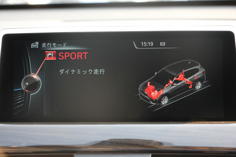 BMW X1 Sdrive18i ﾌｧｯｼｮﾆｽﾀ ｺﾝﾌｫｰﾄP 限定車 真珠色 追従ACC ﾍﾞｰｼﾞｭ革 ｼｰﾄﾋｰﾀｰ LEDﾍｯﾄﾞﾗｲﾄ 衝突軽減ﾌﾞﾚｰｷ 車線逸脱警告 歩行者警告 電動ﾄﾗﾝｸ Pｱｼｽﾄ iﾄﾞﾗｲﾌﾞHDDﾅﾋﾞBｶﾒﾗ 専用18AW Bluetooth接続 2年保証