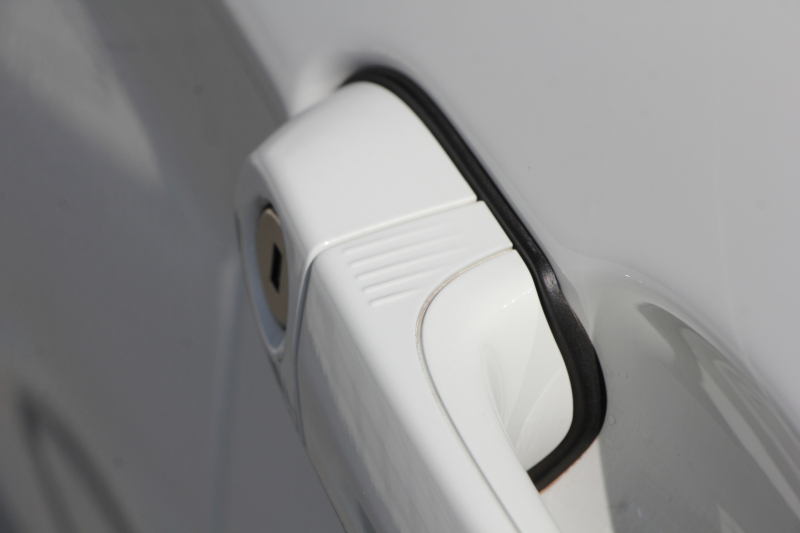 BMW Mシリーズ M2ｸｰﾍﾟ6速MT 後期LCI 370馬力 直6ﾀｰﾎﾞﾋｰﾀｰ黒革 LEDﾍｯﾄﾞﾗｲﾄ&ﾃｰﾙ ﾀｯﾁ画面HDDﾅﾋﾞBｶﾒﾗ 専用19AW 衝突軽減ﾌﾞﾚｰｷ 車線逸脱警告 歩行者警告 ﾌﾞﾚｰｷ付ｸﾙｺﾝ ｶｰﾎﾞﾝｲﾝﾃﾘｱﾄﾘﾑ ｽﾏｰﾄｷｰ 2年保証