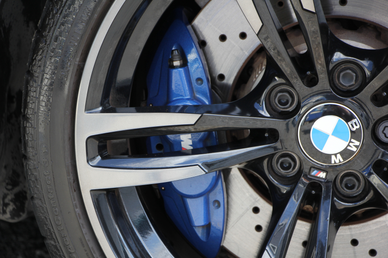 BMW Mシリーズ M2ｸｰﾍﾟ6速MT 後期LCI 370馬力 直6ﾀｰﾎﾞﾋｰﾀｰ黒革 LEDﾍｯﾄﾞﾗｲﾄ&ﾃｰﾙ ﾀｯﾁ画面HDDﾅﾋﾞBｶﾒﾗ 専用19AW 衝突軽減ﾌﾞﾚｰｷ 車線逸脱警告 歩行者警告 ﾌﾞﾚｰｷ付ｸﾙｺﾝ ｶｰﾎﾞﾝｲﾝﾃﾘｱﾄﾘﾑ ｽﾏｰﾄｷｰ 2年保証