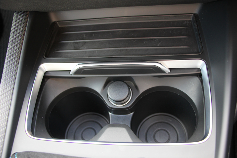 BMW Mシリーズ M2ｸｰﾍﾟ6速MT 後期LCI 370馬力 直6ﾀｰﾎﾞﾋｰﾀｰ黒革 LEDﾍｯﾄﾞﾗｲﾄ&ﾃｰﾙ ﾀｯﾁ画面HDDﾅﾋﾞBｶﾒﾗ 専用19AW 衝突軽減ﾌﾞﾚｰｷ 車線逸脱警告 歩行者警告 ﾌﾞﾚｰｷ付ｸﾙｺﾝ ｶｰﾎﾞﾝｲﾝﾃﾘｱﾄﾘﾑ ｽﾏｰﾄｷｰ 2年保証