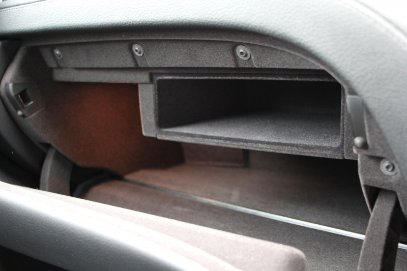 BMW 6シリーズ 640i ｸﾞﾗﾝｸｰﾍﾟMｽﾎﾟｰﾂ 中期 変更後ﾓﾃﾞﾙ ｻﾝﾙｰﾌ ﾋｰﾀｰ黒革 LEDﾍｯﾄﾞﾗｲﾄ ｵﾌﾟｼｮﾝ20AW NEWﾃﾞｻﾞｲﾝｽﾃｱﾘﾝｸﾞ衝突軽減ﾌﾞﾚｰｷ 車線逸脱警告 歩行者警告 ｸﾙｺﾝ HDDﾅﾋﾞTV Bｶﾒﾗ ﾊﾟﾄﾞﾙｼﾌﾄ ｽﾏｰﾄｷｰ 専用ｴｱﾛ 320馬力 直6ﾀｰﾎﾞ2年保証