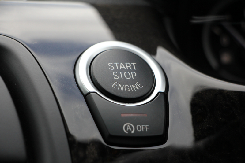 BMW 6シリーズ 640i ｸﾞﾗﾝｸｰﾍﾟMｽﾎﾟｰﾂ 中期 変更後ﾓﾃﾞﾙ ｻﾝﾙｰﾌ ﾋｰﾀｰ黒革 LEDﾍｯﾄﾞﾗｲﾄ ｵﾌﾟｼｮﾝ20AW NEWﾃﾞｻﾞｲﾝｽﾃｱﾘﾝｸﾞ衝突軽減ﾌﾞﾚｰｷ 車線逸脱警告 歩行者警告 ｸﾙｺﾝ HDDﾅﾋﾞTV Bｶﾒﾗ ﾊﾟﾄﾞﾙｼﾌﾄ ｽﾏｰﾄｷｰ 専用ｴｱﾛ 320馬力 直6ﾀｰﾎﾞ2年保証