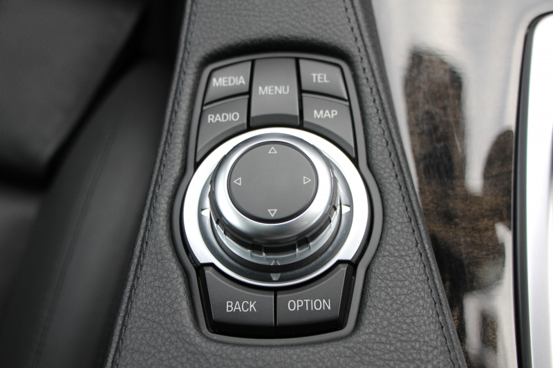 BMW 6シリーズ 640i ｸﾞﾗﾝｸｰﾍﾟMｽﾎﾟｰﾂ 中期 変更後ﾓﾃﾞﾙ ｻﾝﾙｰﾌ ﾋｰﾀｰ黒革 LEDﾍｯﾄﾞﾗｲﾄ ｵﾌﾟｼｮﾝ20AW NEWﾃﾞｻﾞｲﾝｽﾃｱﾘﾝｸﾞ衝突軽減ﾌﾞﾚｰｷ 車線逸脱警告 歩行者警告 ｸﾙｺﾝ HDDﾅﾋﾞTV Bｶﾒﾗ ﾊﾟﾄﾞﾙｼﾌﾄ ｽﾏｰﾄｷｰ 専用ｴｱﾛ 320馬力 直6ﾀｰﾎﾞ2年保証