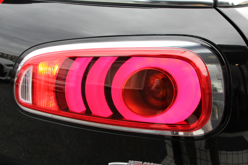 MINI(ミニ) ミニクラブマン MINI ｼﾞｮﾝｸｰﾊﾟｰﾜｰｸｽ ｸﾗﾌﾞﾏﾝ ALL4 4WD 231馬力 8速AT 追従ACC HUD LEDﾍｯﾄﾞﾗｲﾄ 専用19AW 専用ﾌﾞﾚﾝﾎﾞ製ｷｬﾘﾊﾟｰ ｽﾎﾟｰﾂｻｽ JCWﾚｻﾞｰｽﾃｱﾘﾝｸﾞｼｰﾄﾋｰﾀｰ ﾀｯﾁ画面HDDﾅﾋﾞｲﾝﾃﾘｼﾞｪﾝﾄｾｰﾌﾃｨ ｽﾏｰﾄｷｰ Bluetooth接続 Bｶﾒﾗ ﾊﾟﾄﾞﾙｼﾌﾄ 2年保証