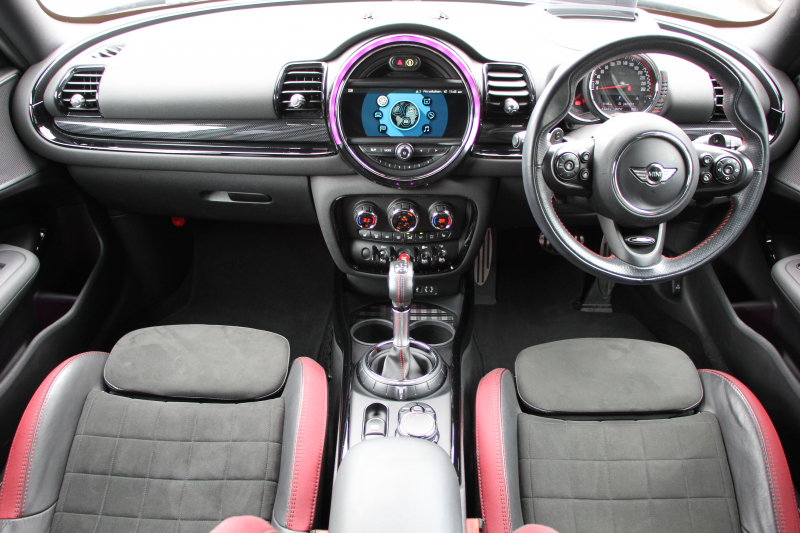 MINI(ミニ) ミニクラブマン MINI ｼﾞｮﾝｸｰﾊﾟｰﾜｰｸｽ ｸﾗﾌﾞﾏﾝ ALL4 4WD 231馬力 8速AT 追従ACC HUD LEDﾍｯﾄﾞﾗｲﾄ 専用19AW 専用ﾌﾞﾚﾝﾎﾞ製ｷｬﾘﾊﾟｰ ｽﾎﾟｰﾂｻｽ JCWﾚｻﾞｰｽﾃｱﾘﾝｸﾞｼｰﾄﾋｰﾀｰ ﾀｯﾁ画面HDDﾅﾋﾞｲﾝﾃﾘｼﾞｪﾝﾄｾｰﾌﾃｨ ｽﾏｰﾄｷｰ Bluetooth接続 Bｶﾒﾗ ﾊﾟﾄﾞﾙｼﾌﾄ 2年保証