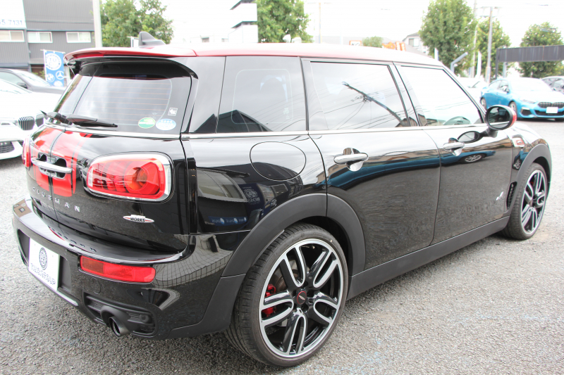 MINI(ミニ) ミニクラブマン MINI ｼﾞｮﾝｸｰﾊﾟｰﾜｰｸｽ ｸﾗﾌﾞﾏﾝ ALL4 4WD 231馬力 8速AT 追従ACC HUD LEDﾍｯﾄﾞﾗｲﾄ 専用19AW 専用ﾌﾞﾚﾝﾎﾞ製ｷｬﾘﾊﾟｰ ｽﾎﾟｰﾂｻｽ JCWﾚｻﾞｰｽﾃｱﾘﾝｸﾞｼｰﾄﾋｰﾀｰ ﾀｯﾁ画面HDDﾅﾋﾞｲﾝﾃﾘｼﾞｪﾝﾄｾｰﾌﾃｨ ｽﾏｰﾄｷｰ Bluetooth接続 Bｶﾒﾗ ﾊﾟﾄﾞﾙｼﾌﾄ 2年保証