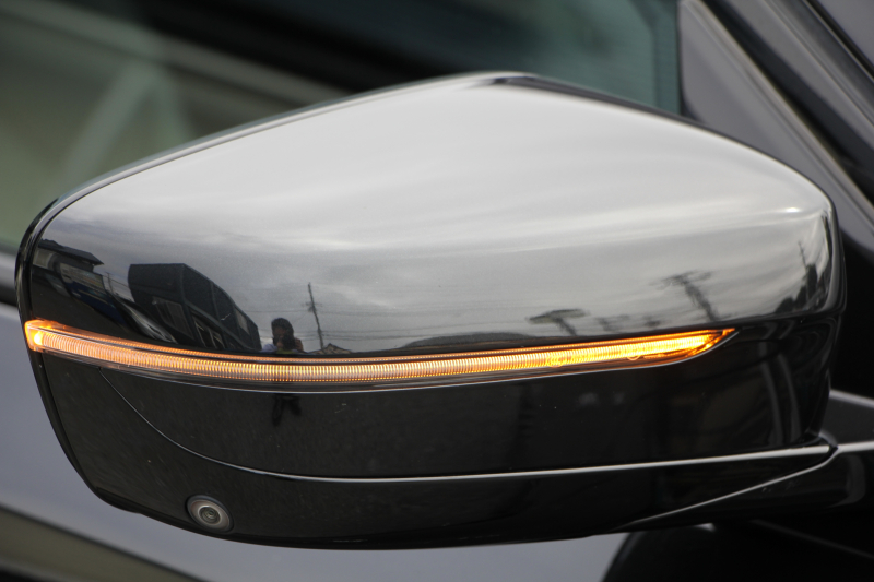 BMW 5シリーズ 523d Mｽﾎﾟｰﾂ ﾊｲﾗｲﾝ 全席ﾋｰﾀｰ黒革 追従ACC HUD ｽﾃｱﾘﾝｸﾞｻﾎﾟｰﾄ HDDﾅﾋﾞTV ｼﾞｪｽﾁｬｰｺﾝﾄﾛｰﾙ 置くだけ充電 Pｱｼｽﾄﾌﾟﾗｽ 360度ｶﾒﾗ ｽﾃｱﾘﾝｸﾞｻﾎﾟｰﾄ 液晶ﾒｰﾀｰ 電動ﾄﾗﾝｸ 2年保証