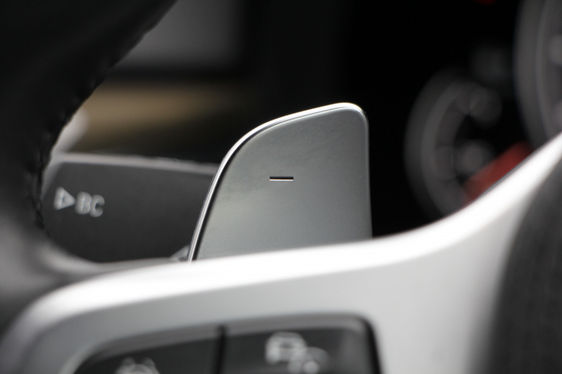 BMW 5シリーズ 523d Mｽﾎﾟｰﾂ ﾊｲﾗｲﾝ 全席ﾋｰﾀｰ黒革 追従ACC HUD ｽﾃｱﾘﾝｸﾞｻﾎﾟｰﾄ HDDﾅﾋﾞTV ｼﾞｪｽﾁｬｰｺﾝﾄﾛｰﾙ 置くだけ充電 Pｱｼｽﾄﾌﾟﾗｽ 360度ｶﾒﾗ ｽﾃｱﾘﾝｸﾞｻﾎﾟｰﾄ 液晶ﾒｰﾀｰ 電動ﾄﾗﾝｸ 2年保証